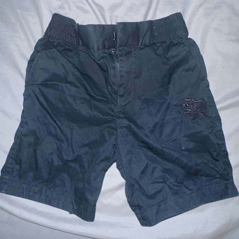 Authentic kids Burberry shorts size 6